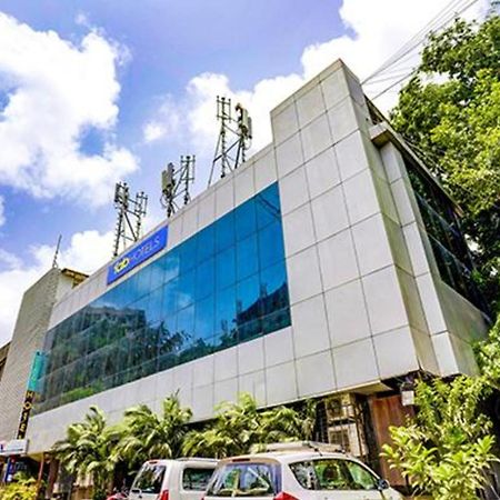 FabHotel Veera Residency Mumbai  Buitenkant foto