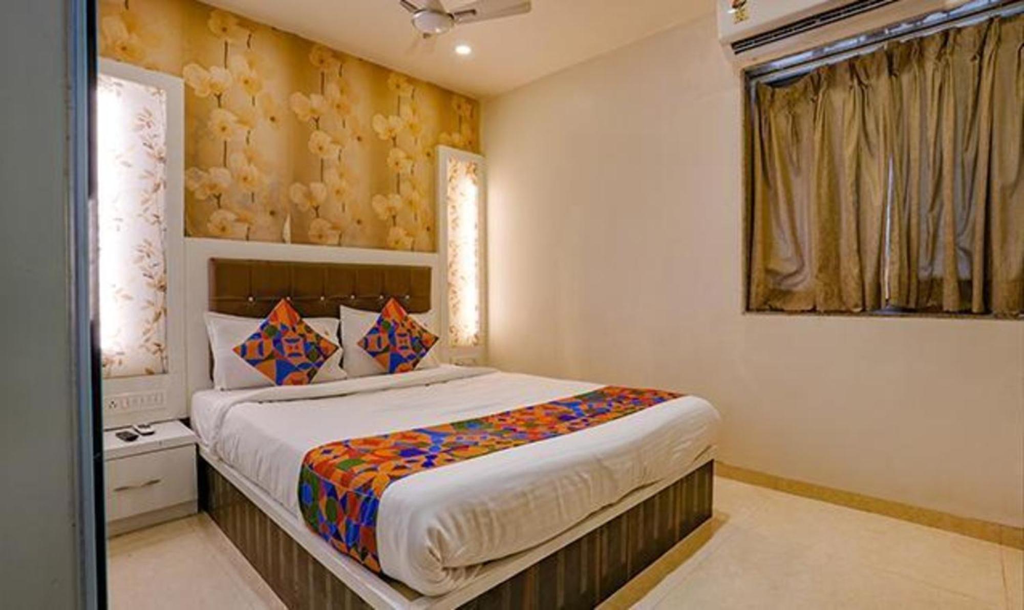 FabHotel Veera Residency Mumbai  Buitenkant foto