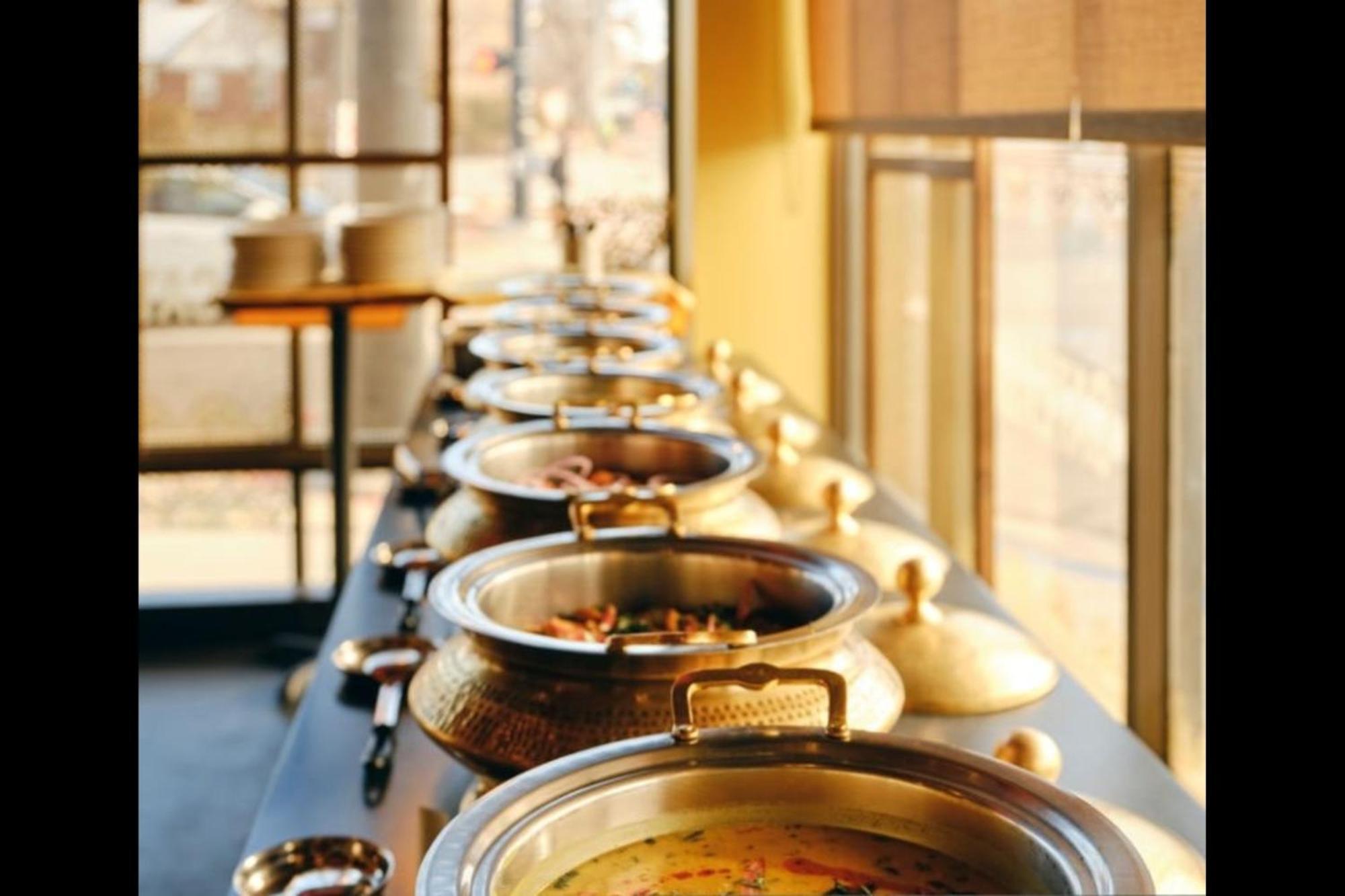 FabHotel Veera Residency Mumbai  Buitenkant foto
