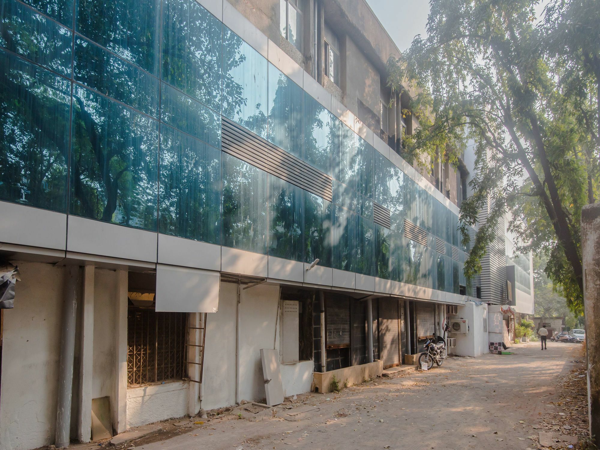 FabHotel Veera Residency Mumbai  Buitenkant foto