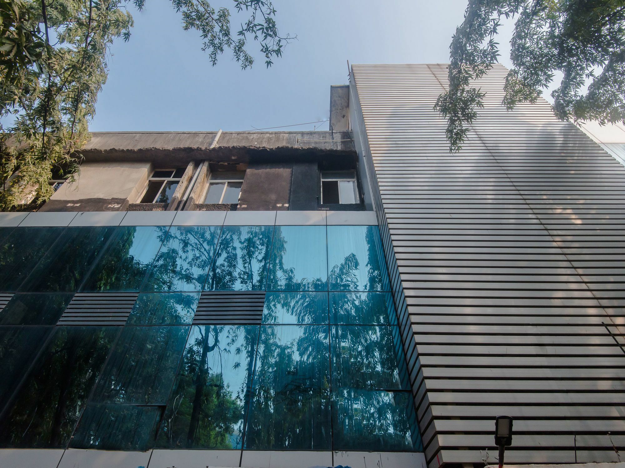 FabHotel Veera Residency Mumbai  Buitenkant foto
